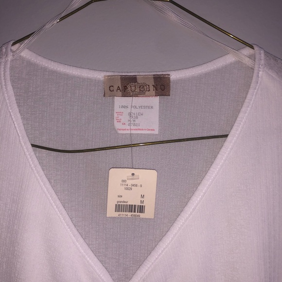 elegant women’s white top - Picture 3 of 7